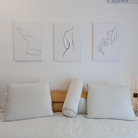 Lux Apt Next To Port & City Center イラクリオン エクステリア 写真