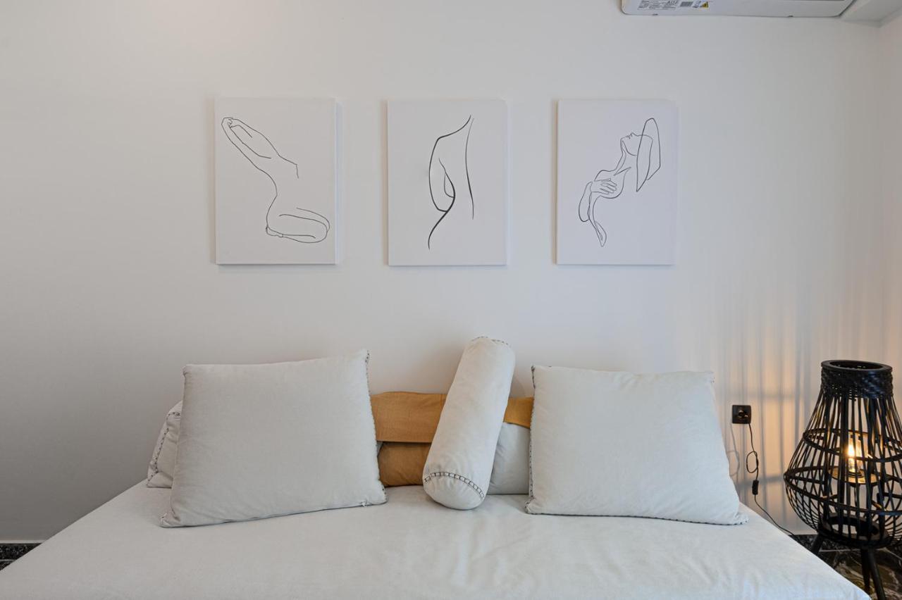 Lux Apt Next To Port & City Center イラクリオン エクステリア 写真