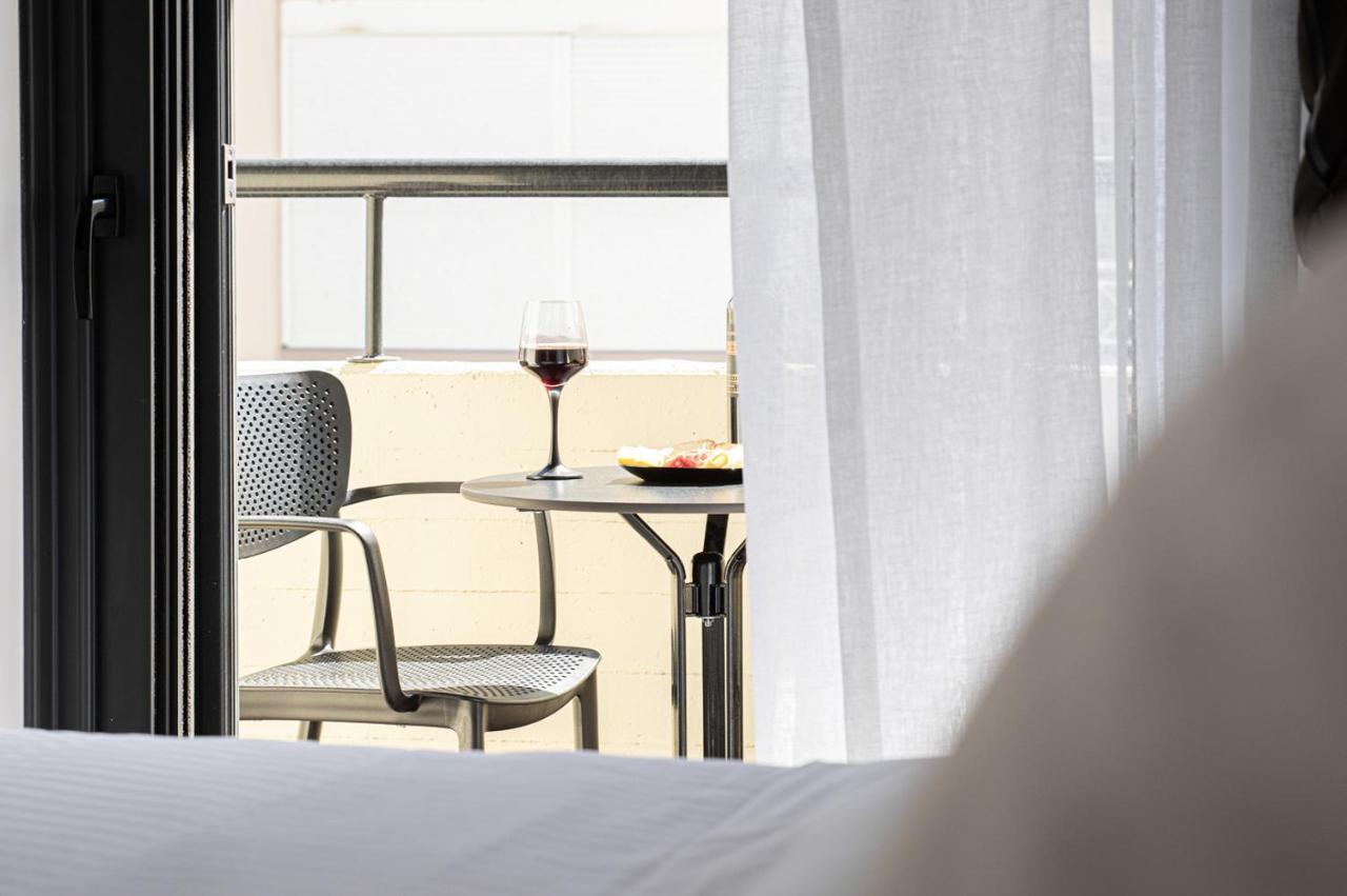 Lux Apt Next To Port & City Center イラクリオン エクステリア 写真