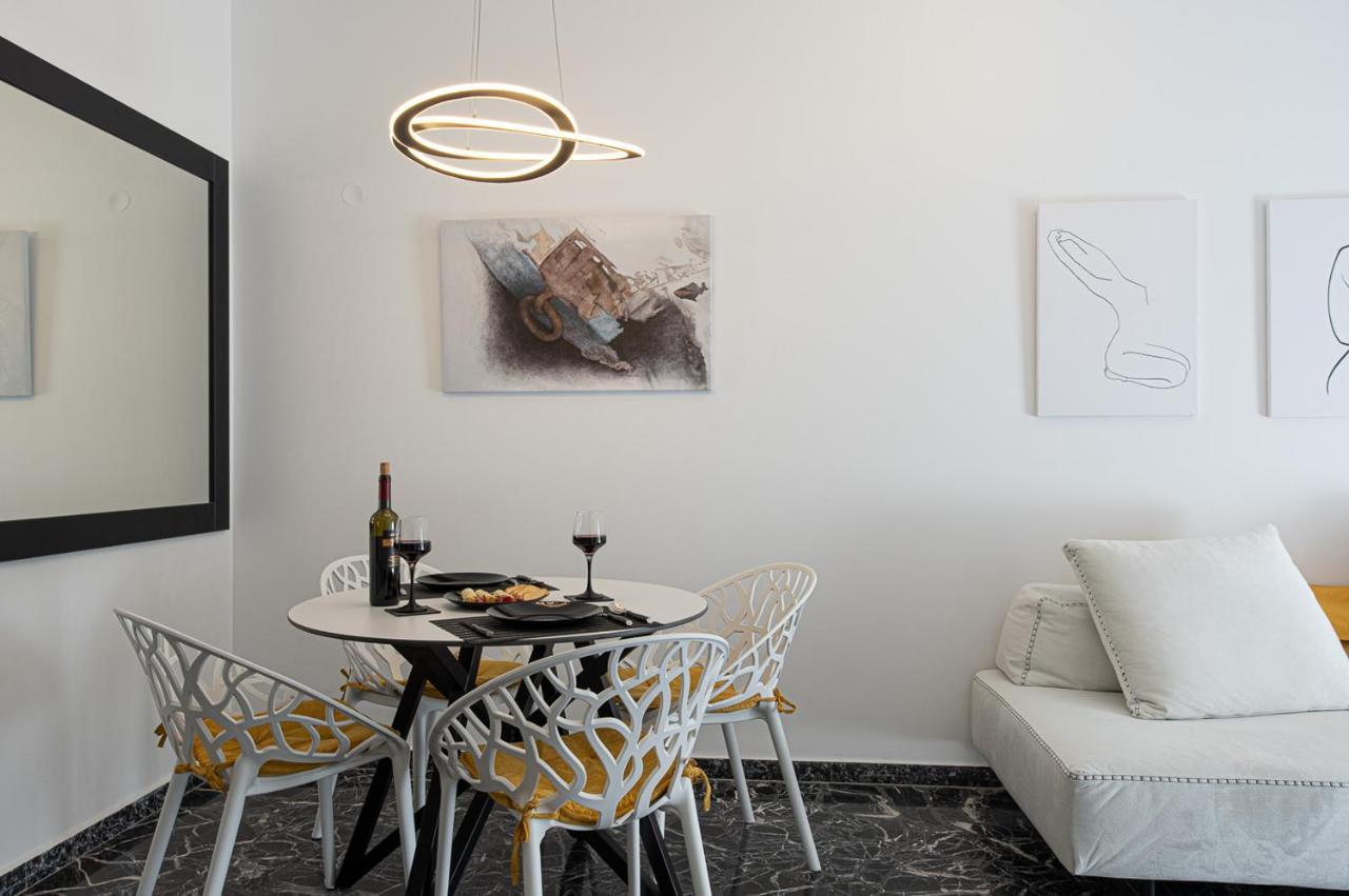 Lux Apt Next To Port & City Center イラクリオン エクステリア 写真